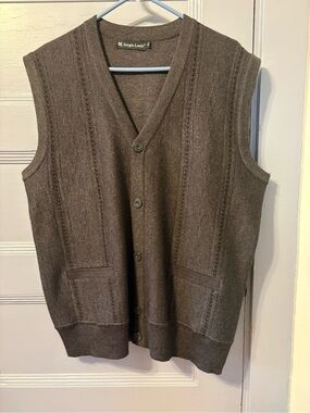 Men's Brown Button-Front Knit Sweater Vest